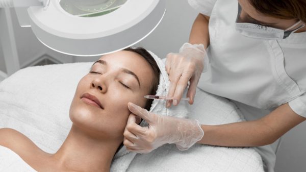 Soins esthétiques avancés en institut en Suisse romande 2026 - étude exclusive Qualinsight Swiss Aesthetics Symposium